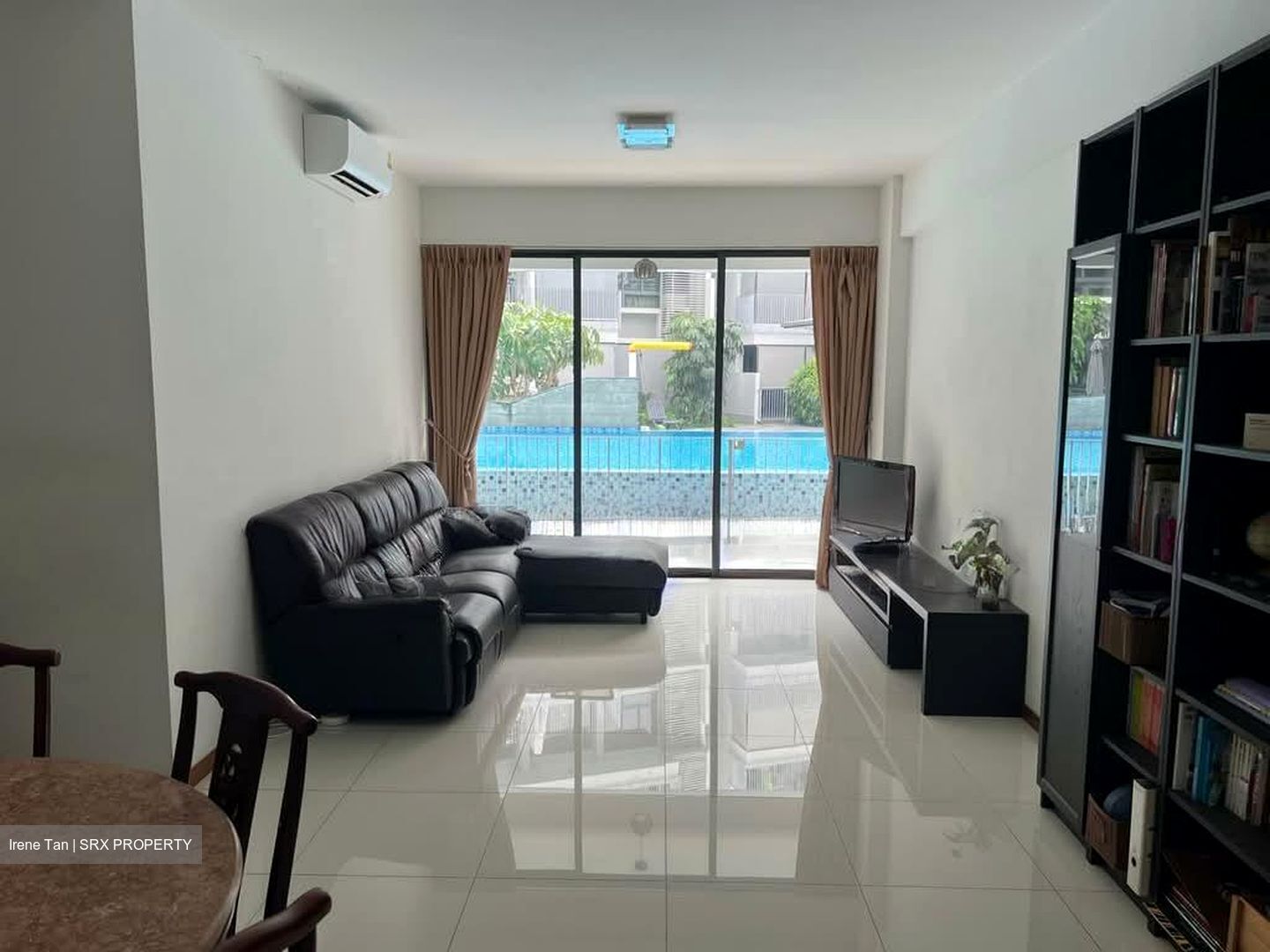 Residences Botanique (D19), Condominium #580828301